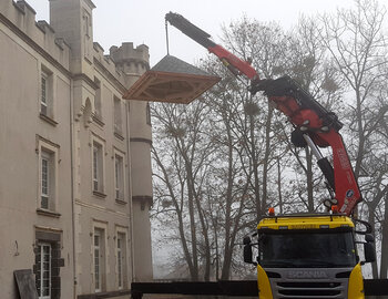 Levage d'un 4 pans - Mairie Pessat-Villeneuve (63)